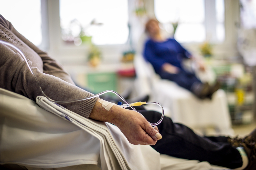 A Comprehensive Guide to Cancer Chemotherapy: How It Works & Side Effects